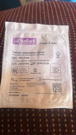Catheter stabilization device