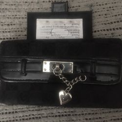 Lnew. Very Nice Women’s Wallet Only $10 Firm