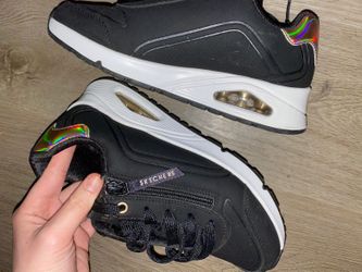 Skechers shoes