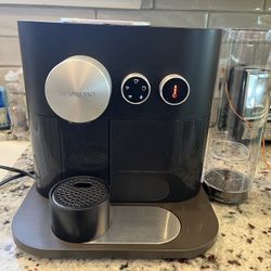 Nespresso expert coffee machine hot sale