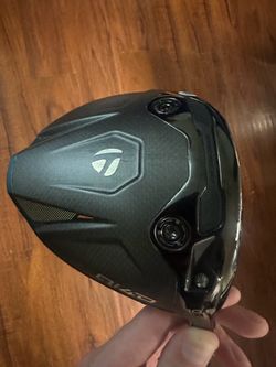 TaylorMade Qi4D driver 10.5 degree 45.75in right handed