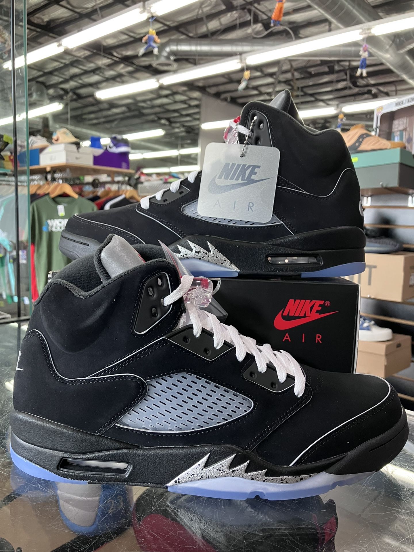 Air Jordan 5 Retro OG Black Metallic Reimagined
