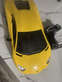 Lamborghini Aventador Toy