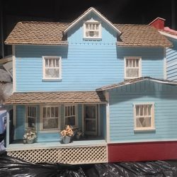 Doll House Handmade Dollhouse