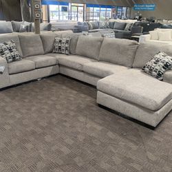 Grey Sectional Couch New 