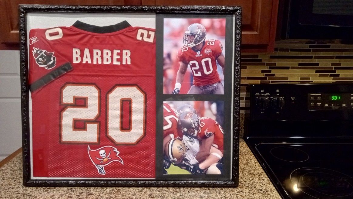 RONDE BARBER HALL OF FAMER OF THE TAMPA BAY BUCCANEERS CUSTOM, BRANDED, AUTHENTIC FRAMED JERSEY.