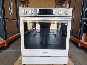 NEW Samsung Bespoke Slide-in Electric Range Iluminated Precision Knobs | Wi-Fi | 6.3 cu.ft.