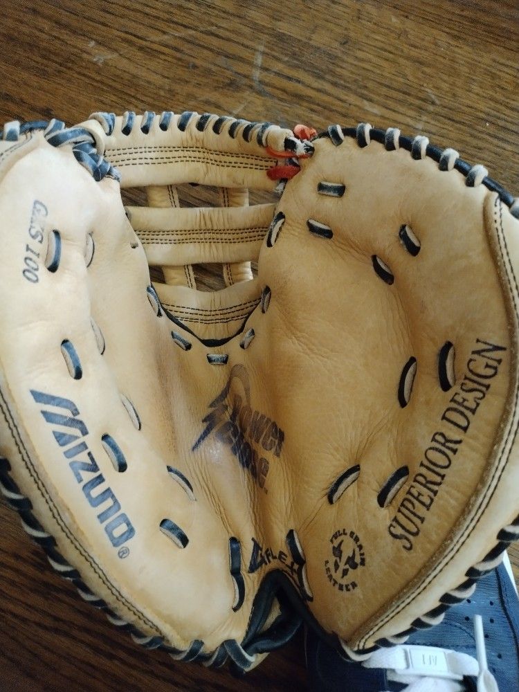 Mizuno Softball Catchers Glove