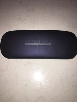 Essential Eyewear 👁 Eye Glasses Case
