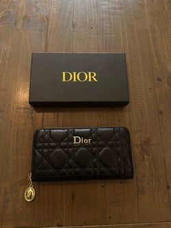 Wallet for women new with box