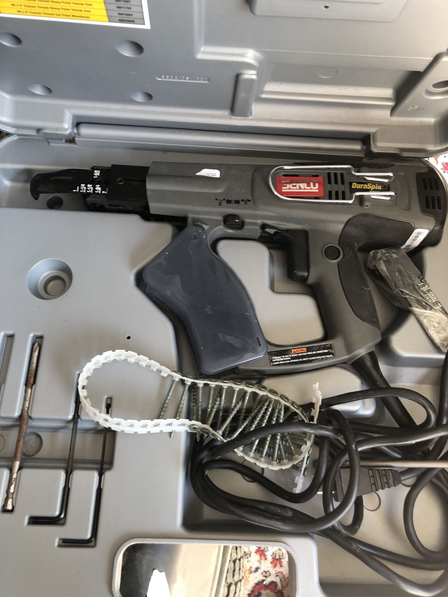 Senco screw gun