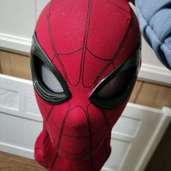 Marvel Legends Spiderman Mask With Moving Eyes
