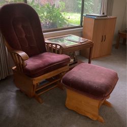 Grandma Rocking Chair 