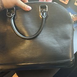 Alma BB Black Bag 