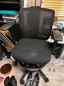 Drafting desk chair