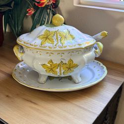Large Vintage Italian Hand Painted Majolica Soup Tureen w/ Underplate & Ladle • Complete Set