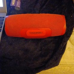 JBL Charge 4 Bluetooth Speaker 