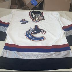 Nwt Authentic Vancouver Canucks Jersey White Sewn Mens 56  1998 All Star Patch