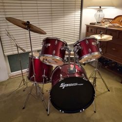 SOUND PERCUSSION DRUNSET W/ ZILDJIAN SYMBOLS