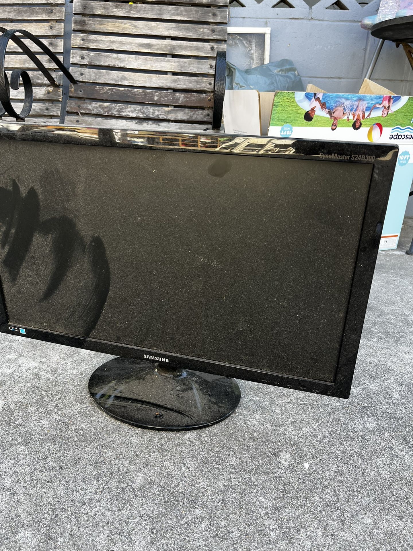 Monitor