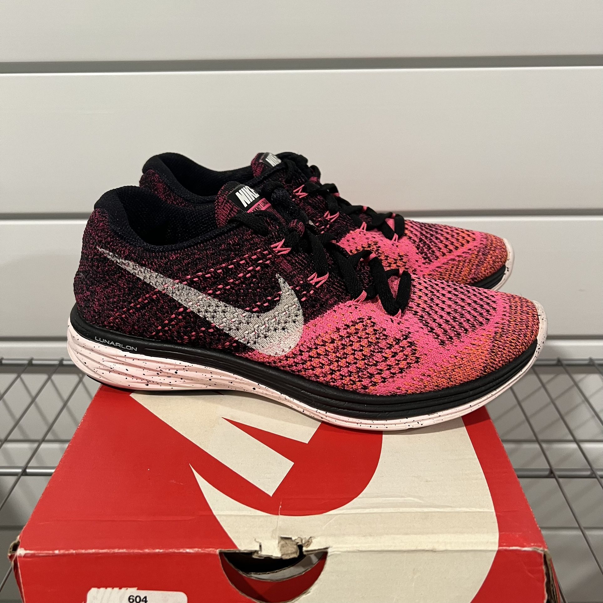 Nike Flyknit Lunar Pink Black Running Workout Shoes Size Women's