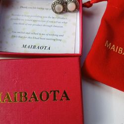 MAIBAOTA PEARL SILVER CLASP EARRINGS