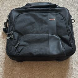 Toshiba Laptop Briefcase Carrying Case Shoulder Strap Bag Black Career Travel