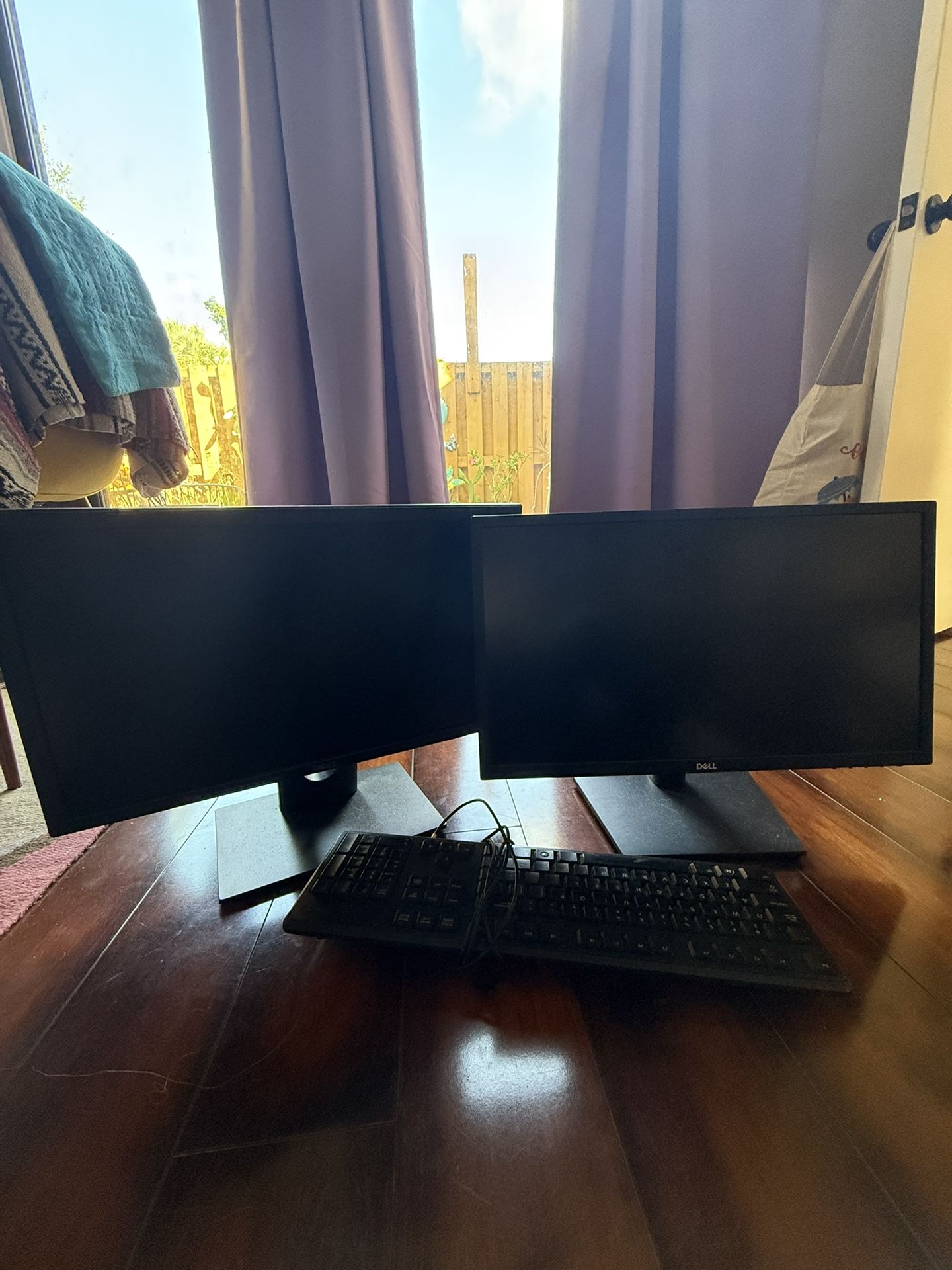 2 Dell Computer Monitors And Keyboard