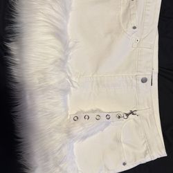 Beyond wonderland white skirt