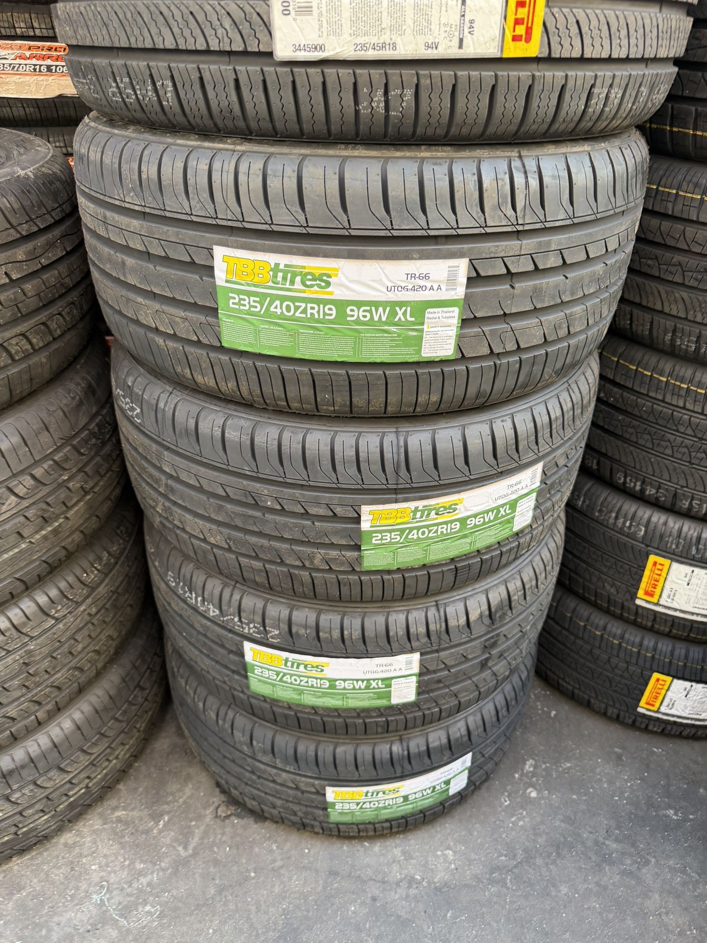 Set 235/40/19 TBB Free Mount And Balance Included