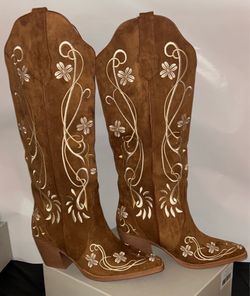 Brand new cowboy boots 8