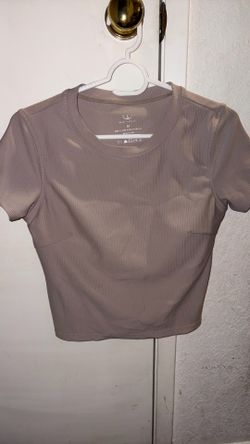 Active beige top size medium
