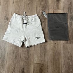 Essential shorts Medium