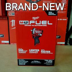 Milwaukee
M12 FUEL 12V Lithium-Ion Brushless Cordless Stubby 3/8 in. Impact Wrench (Tool-Only)