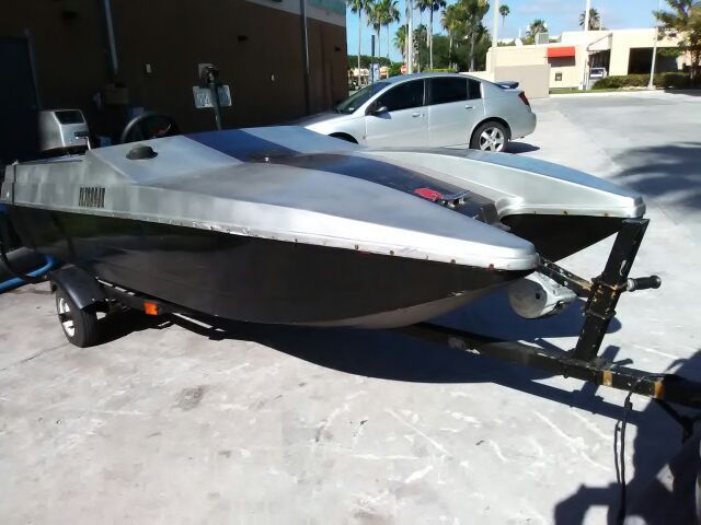 13' tunnel cat hull mini speed boat