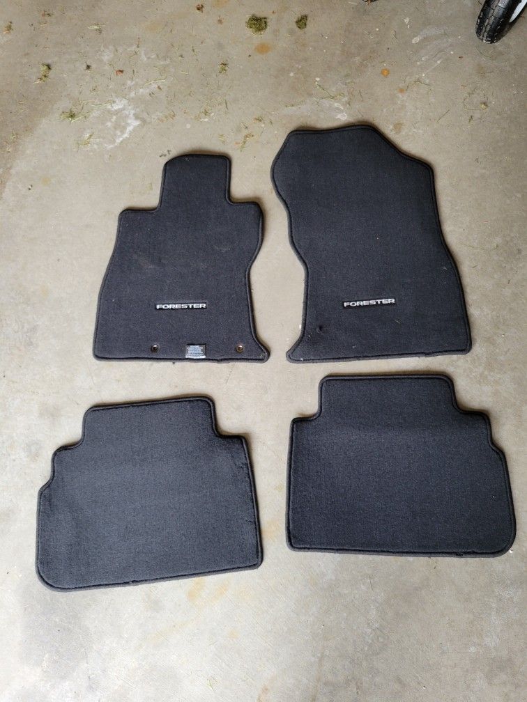 Subaru Forester Floor Mats