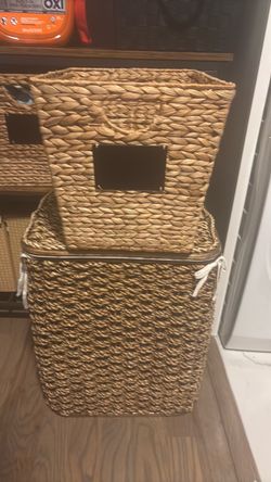 Clothes hamper with 4 matching wicker baskets
