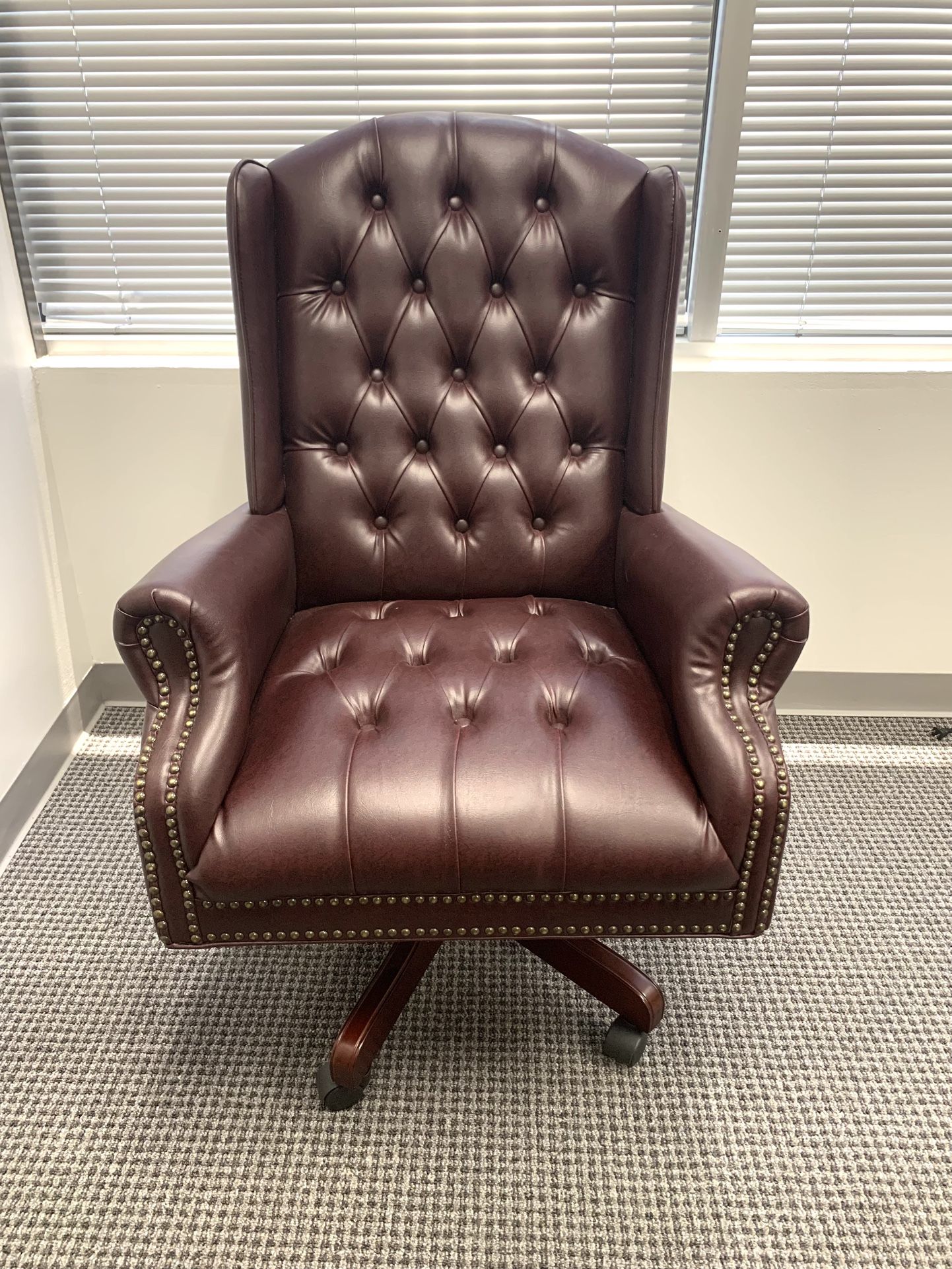 Deluxe High Back Traditional Executive Chair