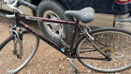 Vintage Bianchi Advantage hybrid bike
