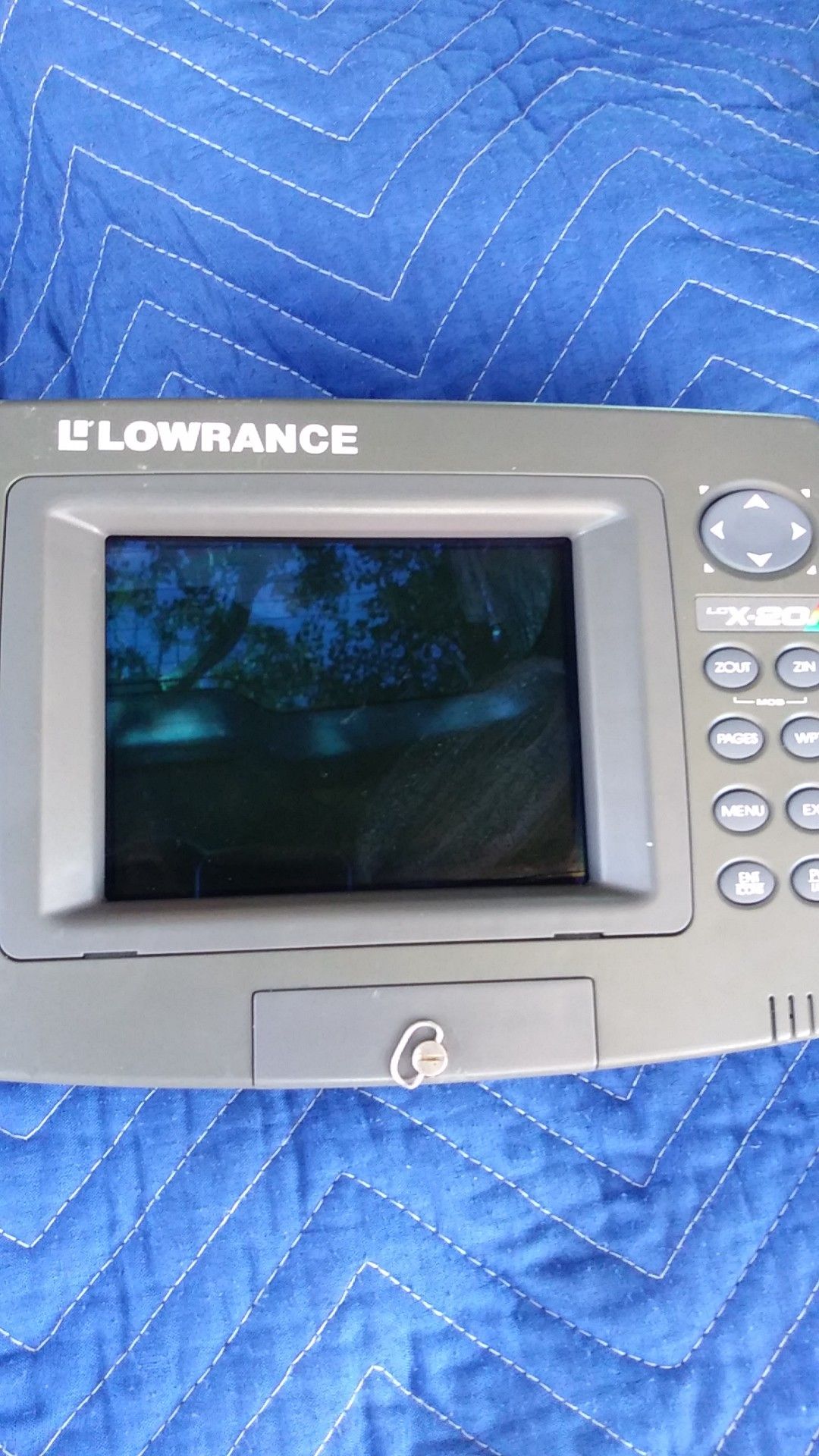 Fishfinder LOWRANCE LCX-20