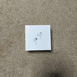 AirPod Pro 2nd Gen + ANC ~ Like New ~ 120$ Deal