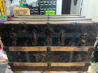 Wooden vintage chest.  Collectors