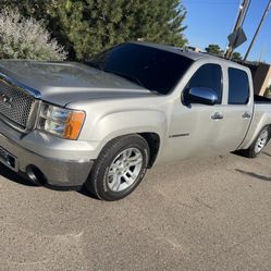 GMC Sierra