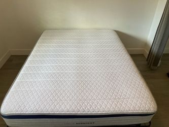 Helix Midnight Queen Matress