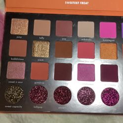 PUMA Cross Mini Grip Bag 3.0 And PRO24 SOLEIL BLAZE Creative Beauty Palette Together 