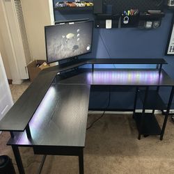 Rgbw Gaming Desk With Drawer And Sheves