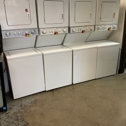 Stackable 24” Inch Washer And Dryer Electric 220v 