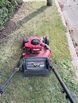 Self propelled mower