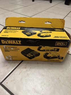 Dewalt Battery And Charger Kit