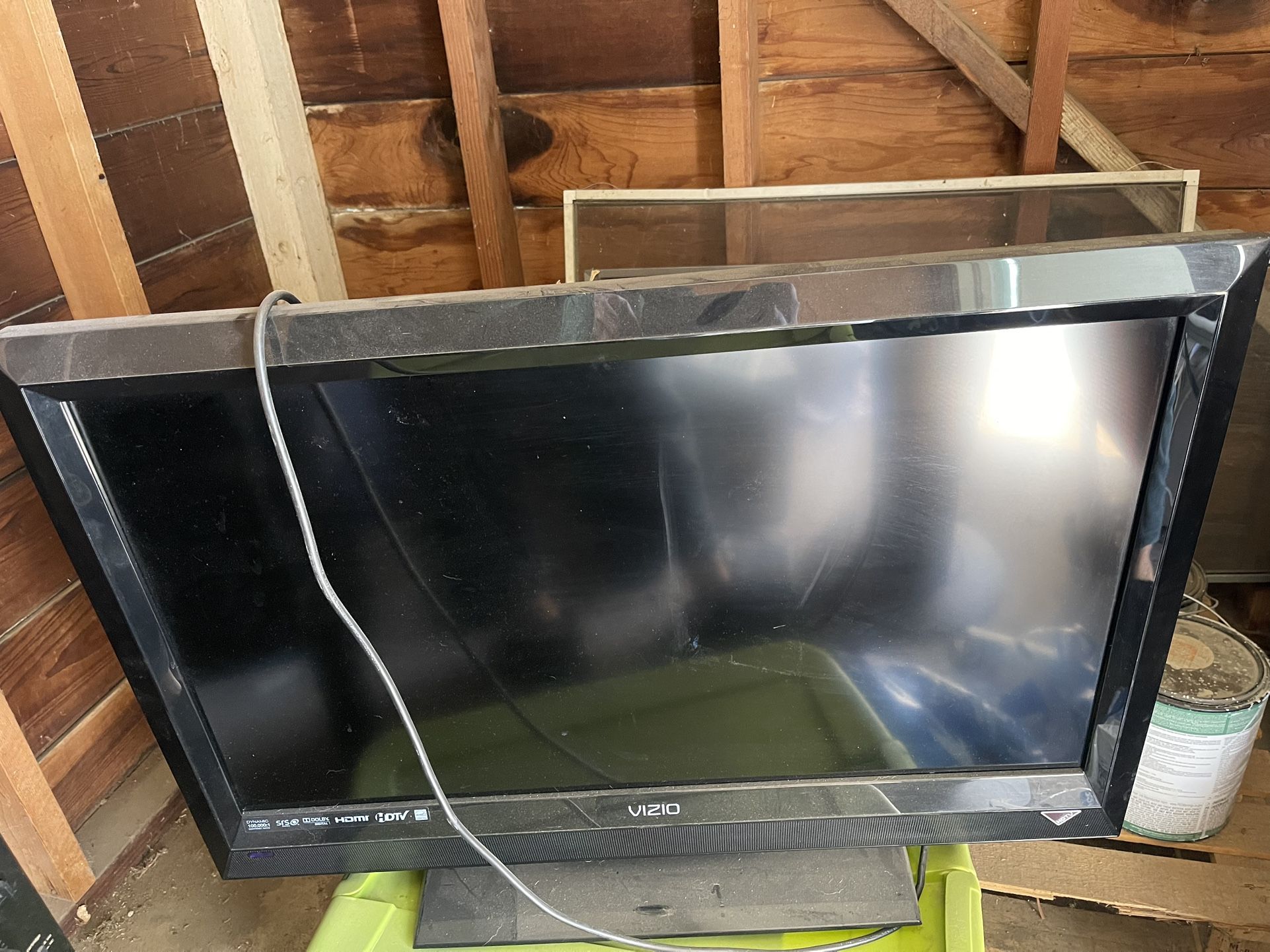 VIZIO TV